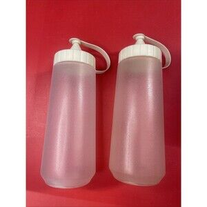 2 Rubbermaid Servin Saver Squeeze Bottles Condiment Dispenser Almond 16 oz